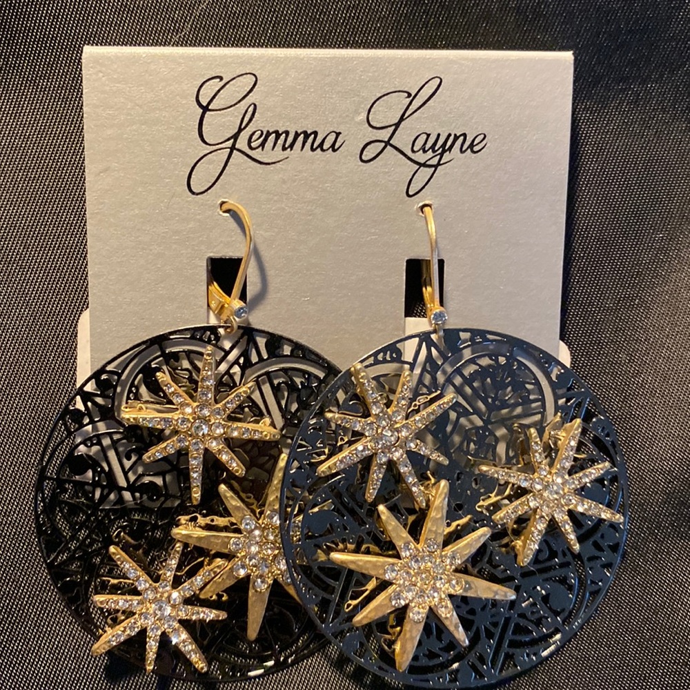 NWT Gemma Layne brand round earrings